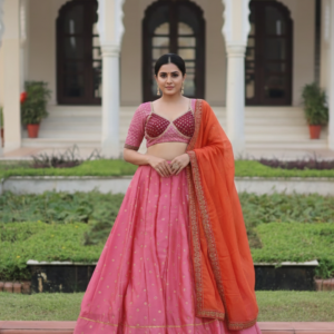 Trendy Madhubala Blouse & Lehenga Set with Lace Border Dupatta