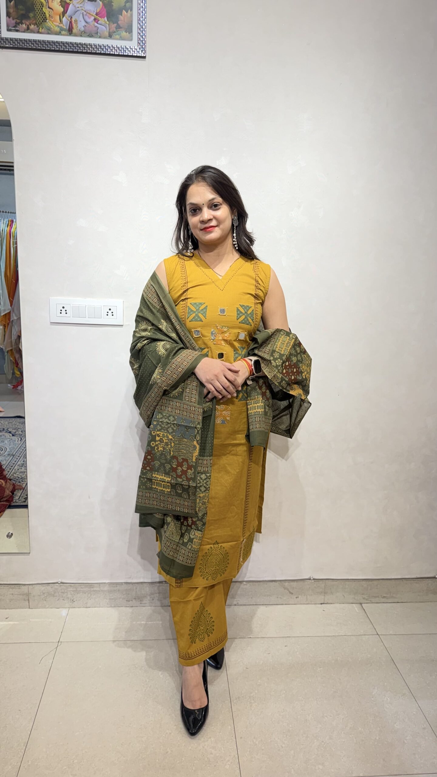 Pure Cotton Dabu Mirror work Cut Sleeves Suit